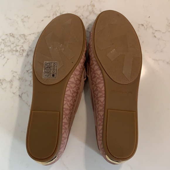 👠👠SOLD!!!👠👠NWOT - Michael Kors Flats!!! - Picture 6 of 6